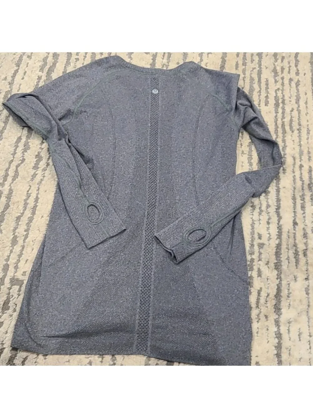 Lululemon Swiftly Tech Long Sleeve Heathered Black